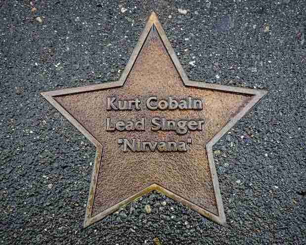NIRVANA: KURT COBAIN Star on Walk of Fame Not in Hollywood just in Aberdeen